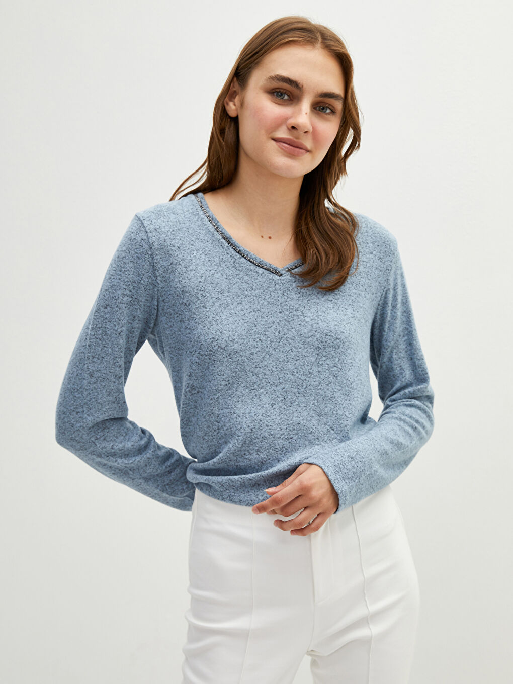 LCWAIKIKI Basic V-Ausschnitt Schlichtes Langarm T-Shirt für Damen -W15445Z8-GLL