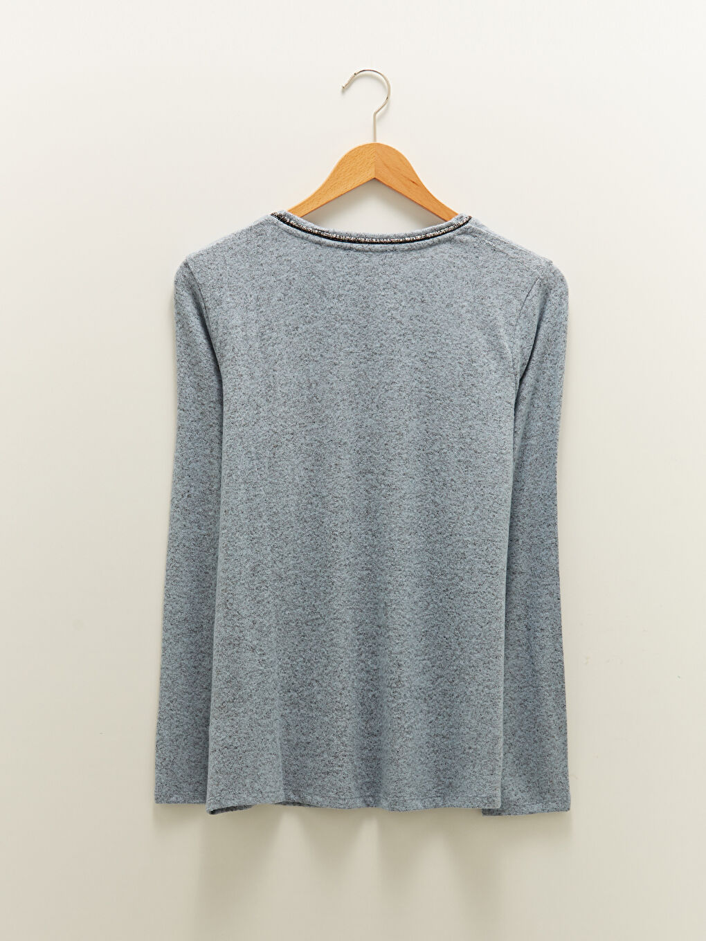 LCWAIKIKI Basic V-Ausschnitt Schlichtes Langarm T-Shirt für Damen -W15445Z8-GLL