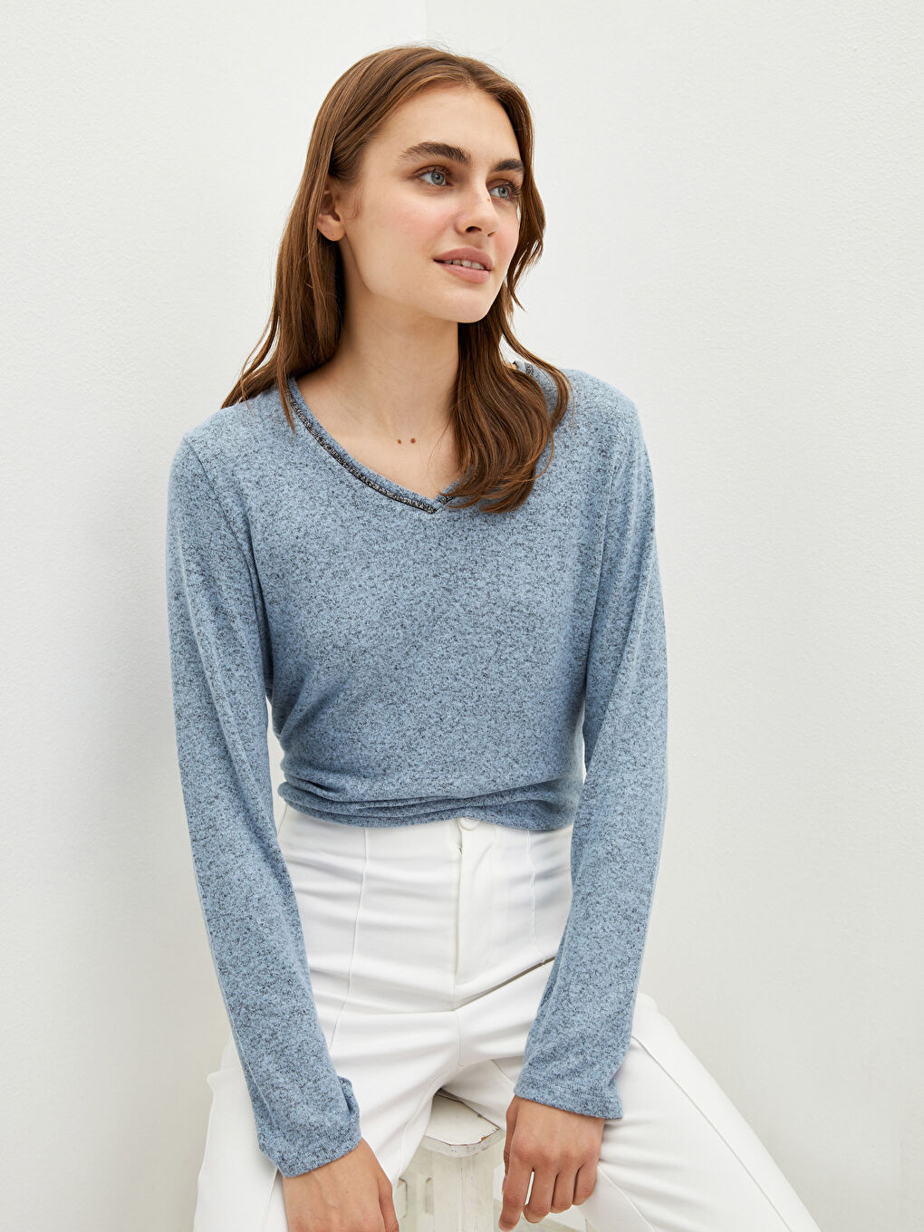 LCWAIKIKI Basic V-Ausschnitt Schlichtes Langarm T-Shirt für Damen -W15445Z8-GLL