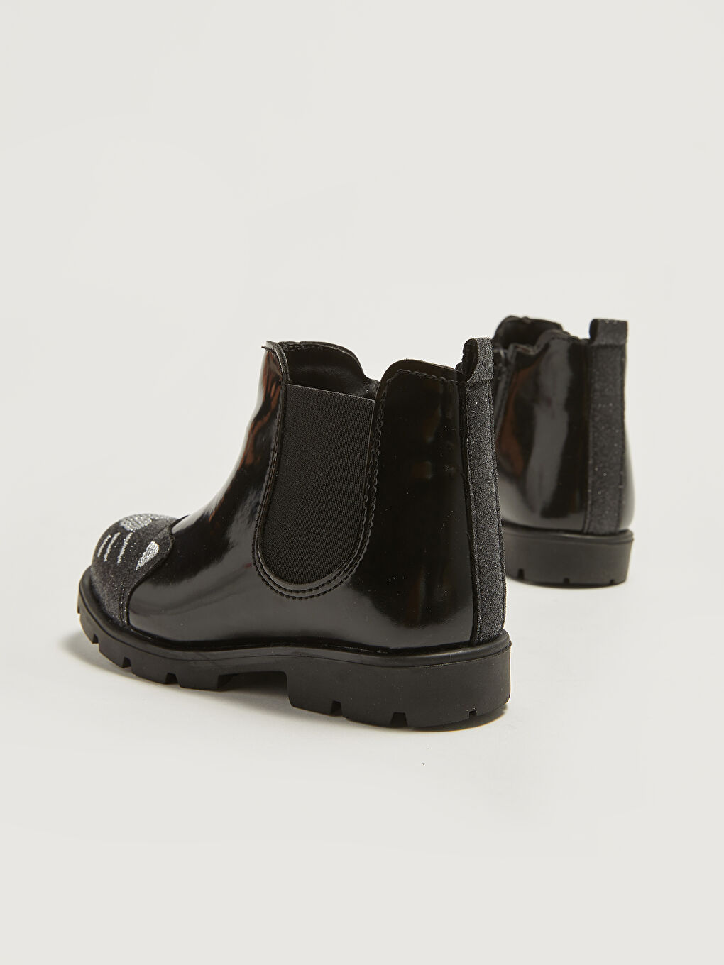 Siyah Nakış Detaylı Lastikli Kız Bebek Bot-4