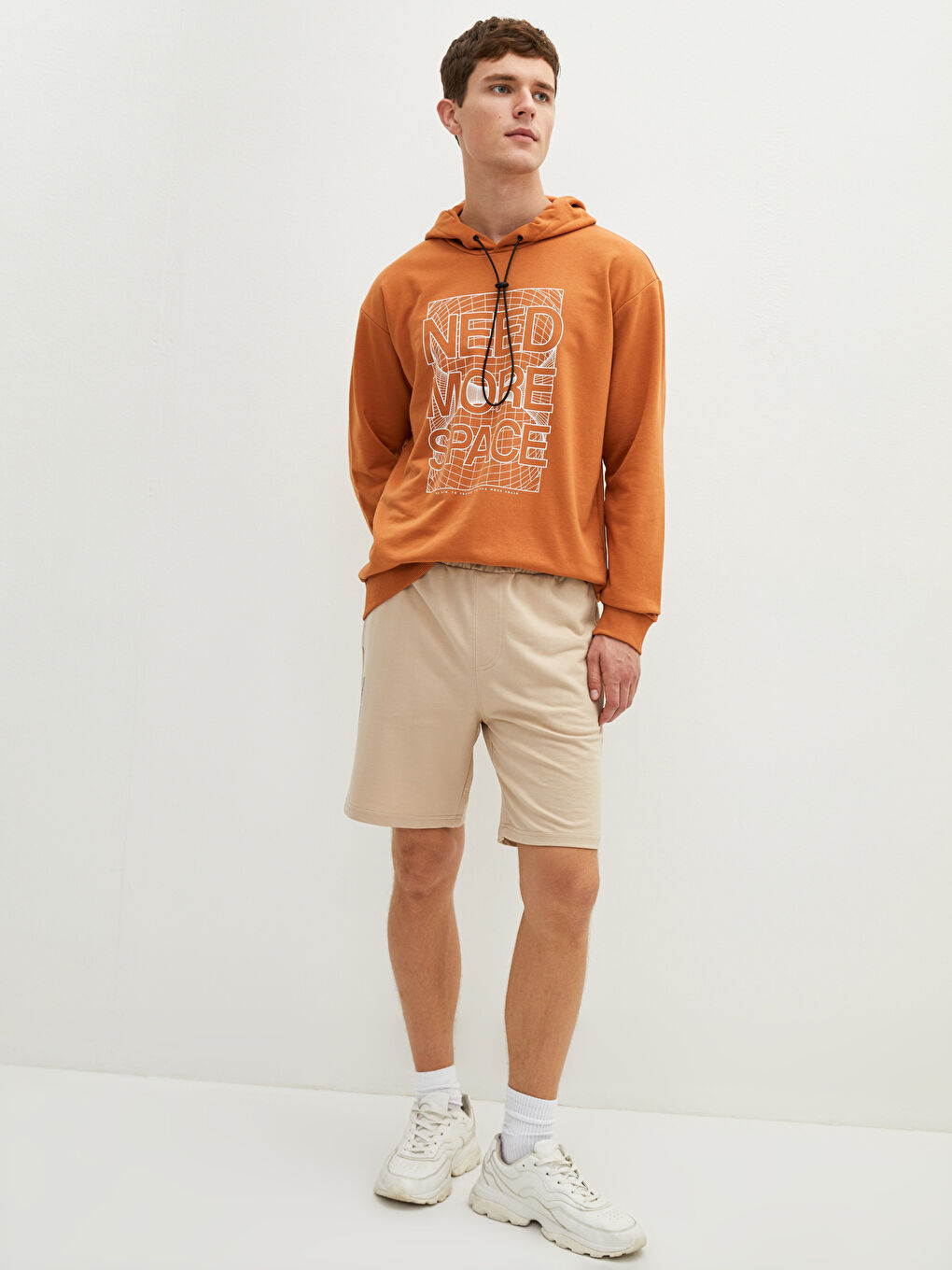 Kahverengi Uzun Kollu Baskılı Kalın Erkek Hoodie