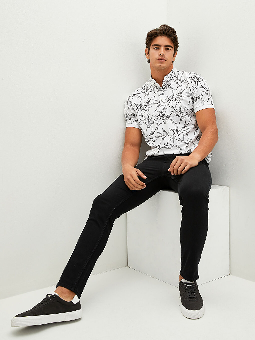 750 Slim Fit Men's Jeans-1