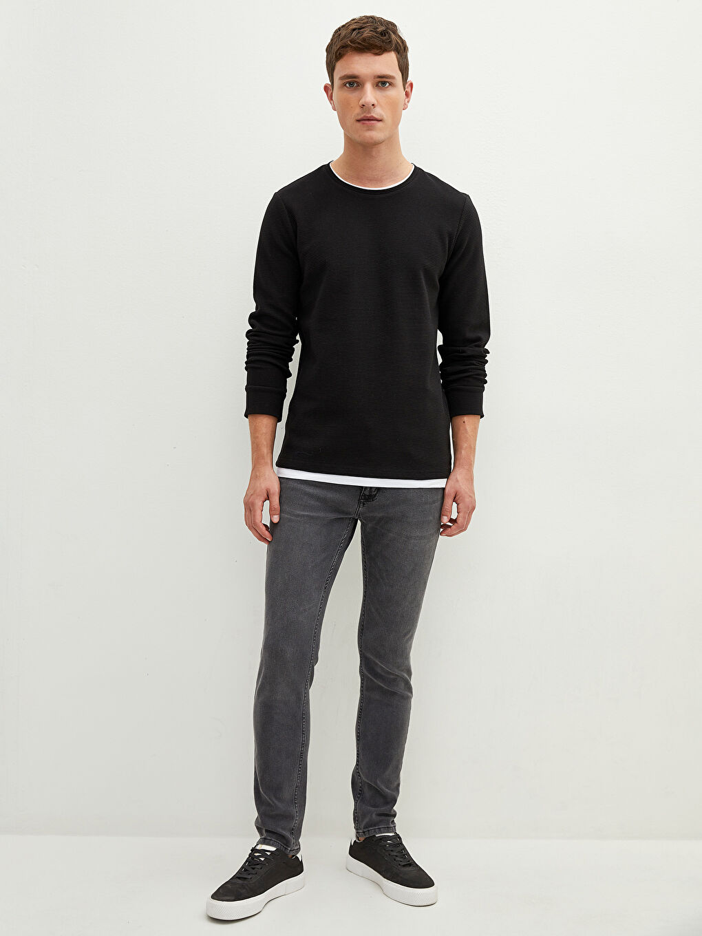 Siyah Bisiklet Yaka Uzun Kollu Erkek Sweatshirt-7