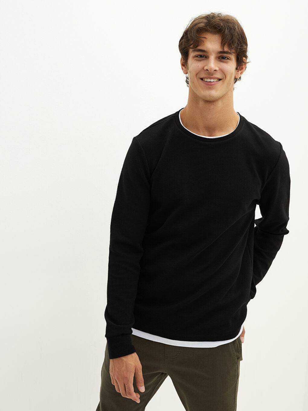 Siyah Bisiklet Yaka Uzun Kollu Erkek Sweatshirt-2