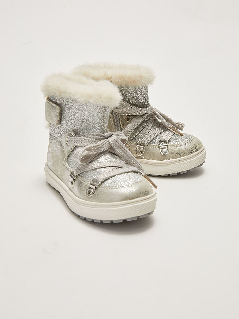 LCW STEPS Pelzgefütterte Baby Mädchen Stiefel mit Reißverschluss und Schnürung -W15886Z1-G8Z