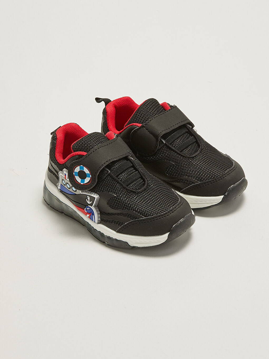 Кроссовки для малышей мальчиков с сетчатыми деталями и застежкой-липучкой