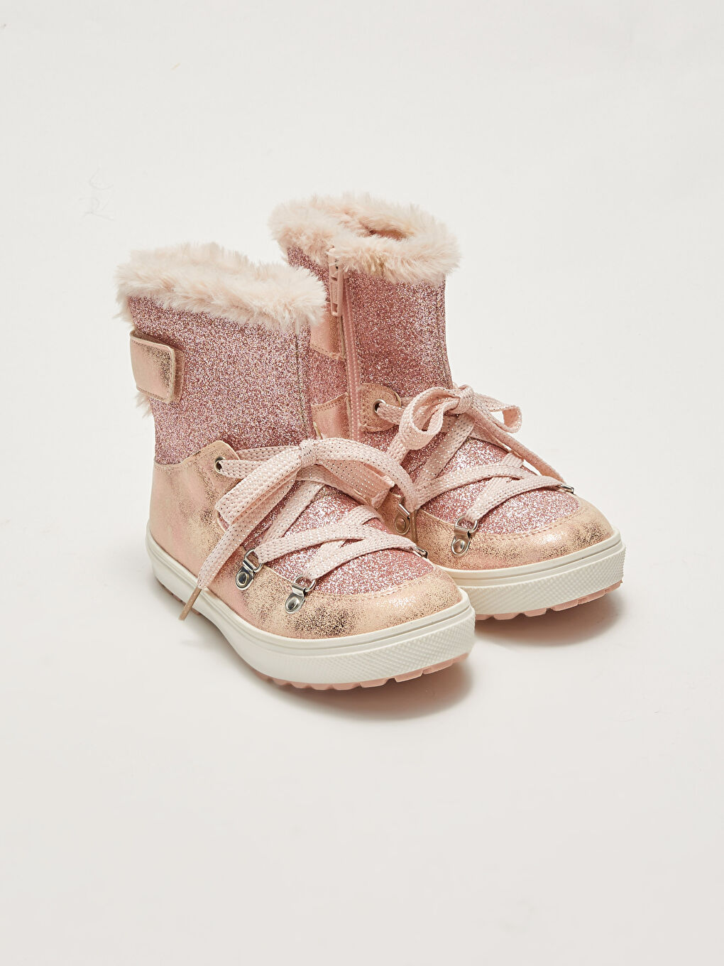 LCW STEPS Fellgefütterte Mädchenstiefel mit Reißverschluss und Schnürung -W15896Z4-CRC