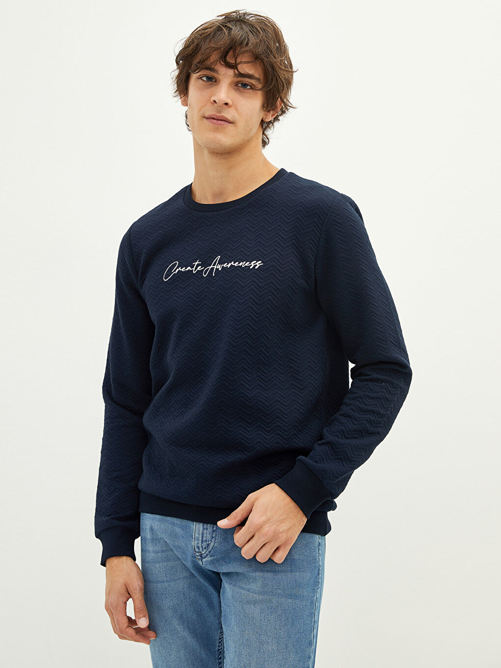 LCW Casual Lacivert Bisiklet Yaka Uzun Kollu Baskılı Erkek Sweatshirt - 2