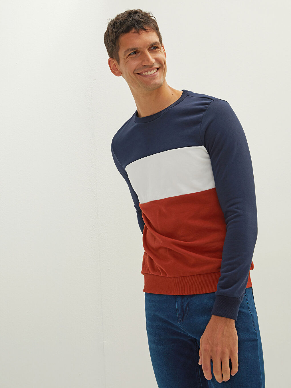 Crew Neck Long Sleeve Color Block Men's Sweatshirt-2