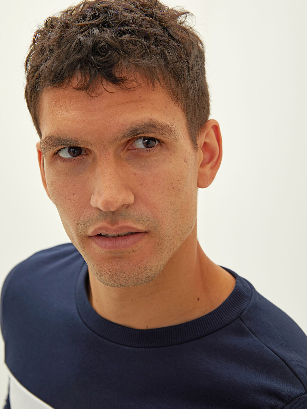 Crew Neck Long Sleeve Color Block Men's Sweatshirt-3