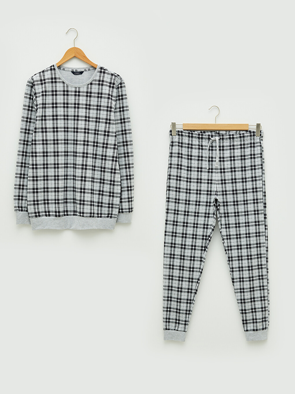 Slim Fit Plaid Men's Pajamas Set-5