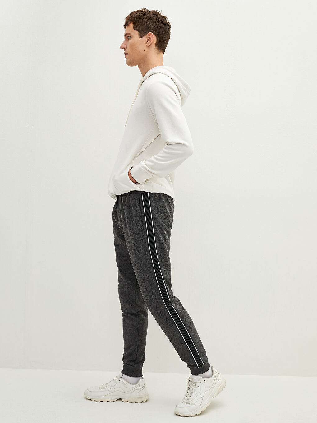 Slim Fit Men's Jogger Sweatpants-1