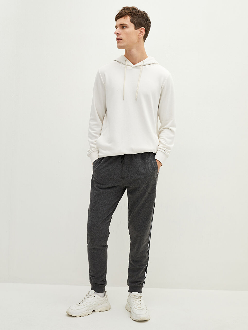 Slim Fit Men's Jogger Sweatpants-2