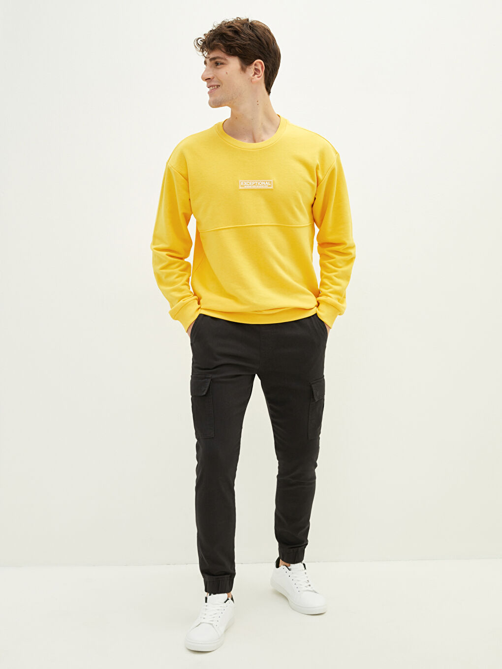 Crew Neck Long Sleeve Printed Men's Sweatshirt-2