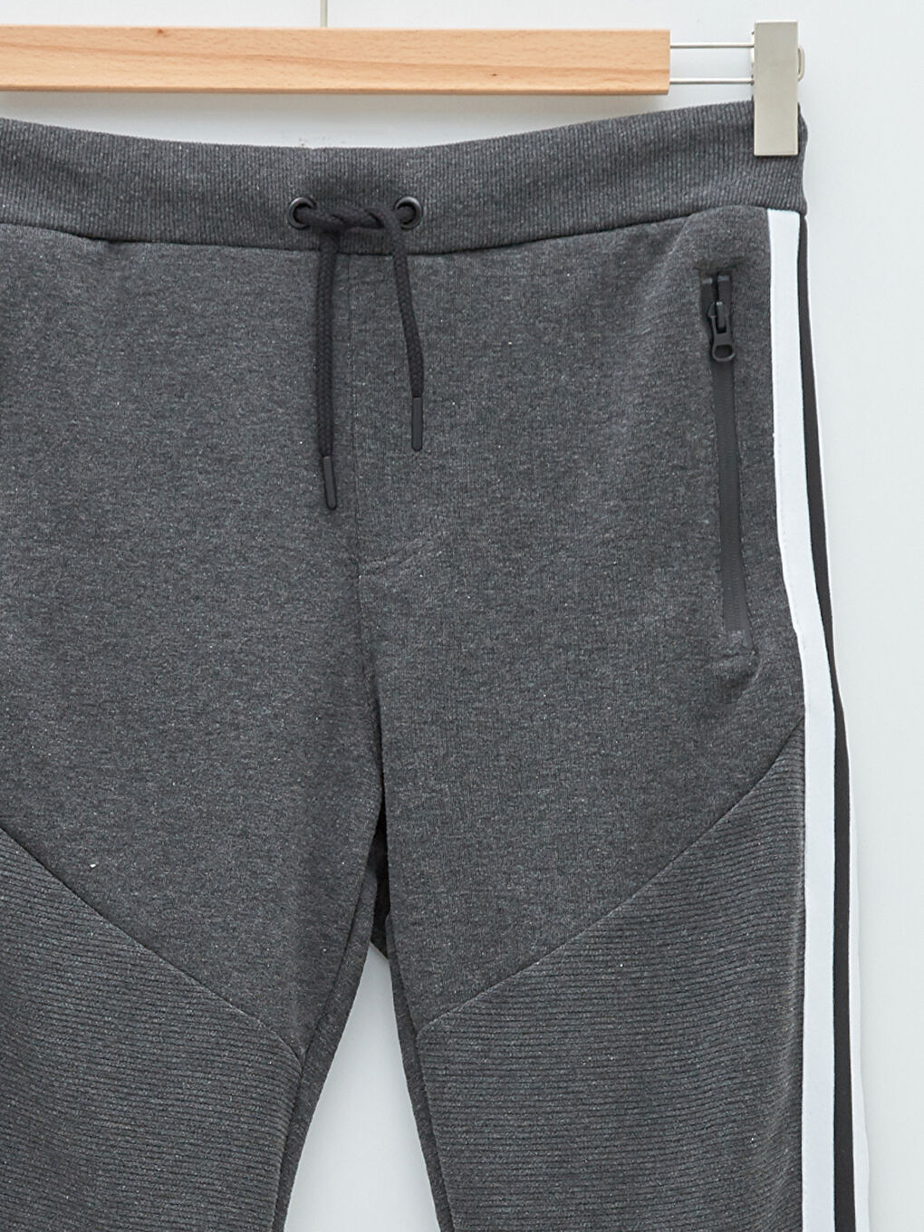XSIDE Slim Fit Jogger Men's Trousers -W16052Z8-L8N