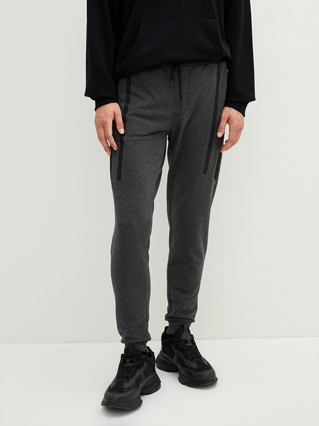 ерлерге арналған тар пішім джоггер спорттық шалбары-10