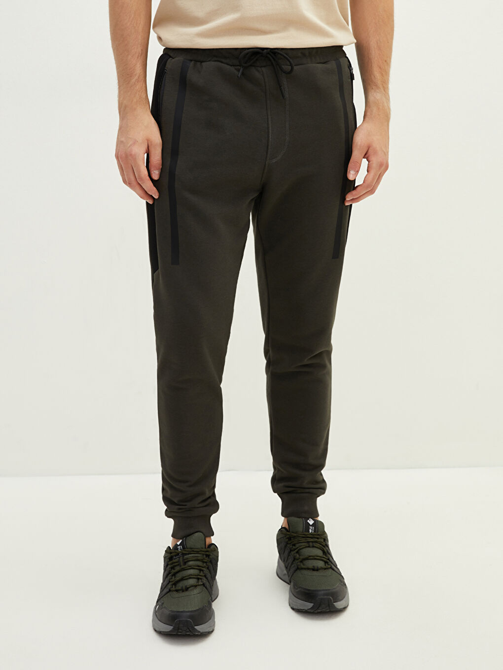 Slim Fit Men's Jogger Sweatpants-3