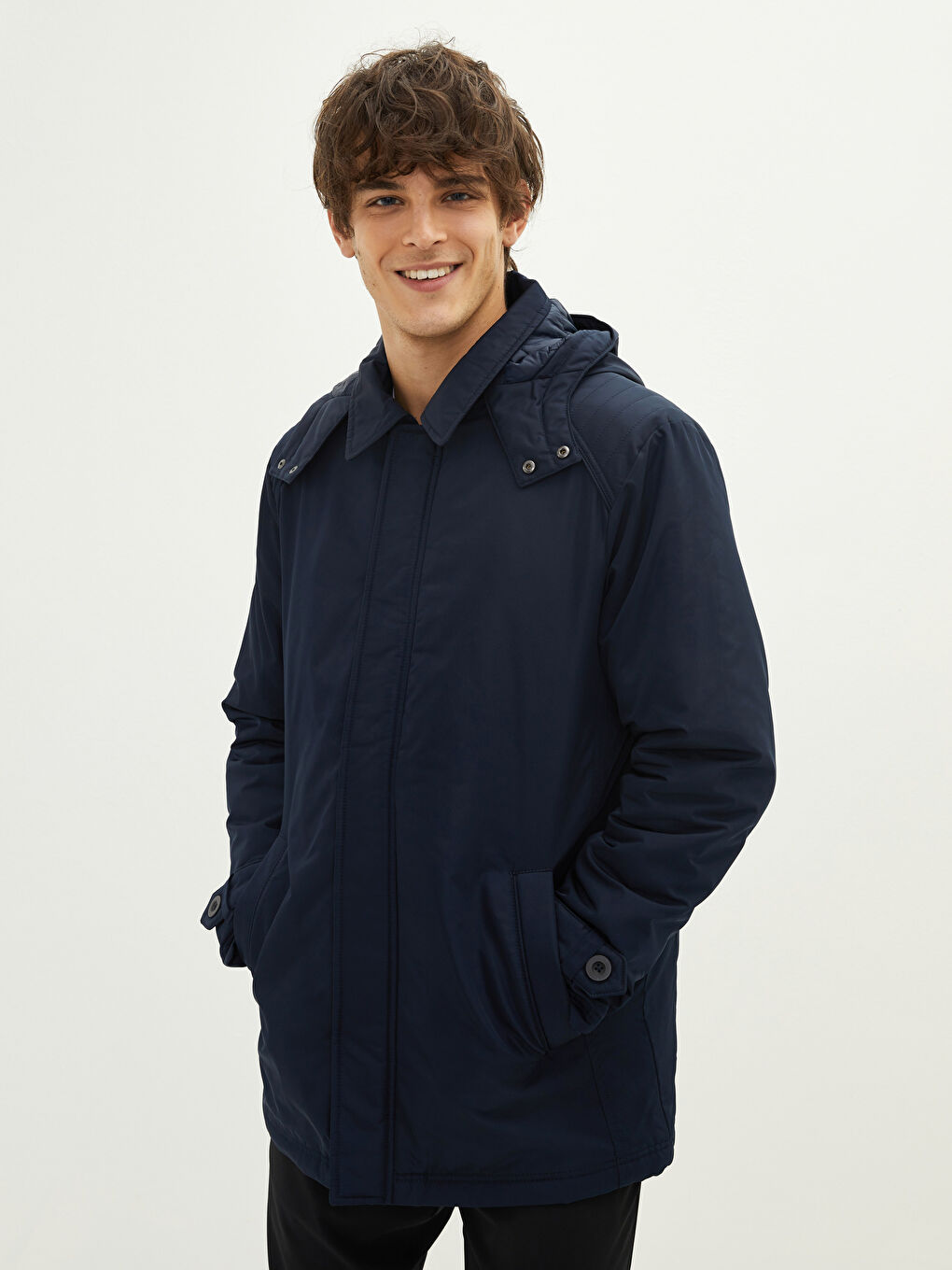 Muški Kaput Standardnog Kroja sa Kapuljačom-4