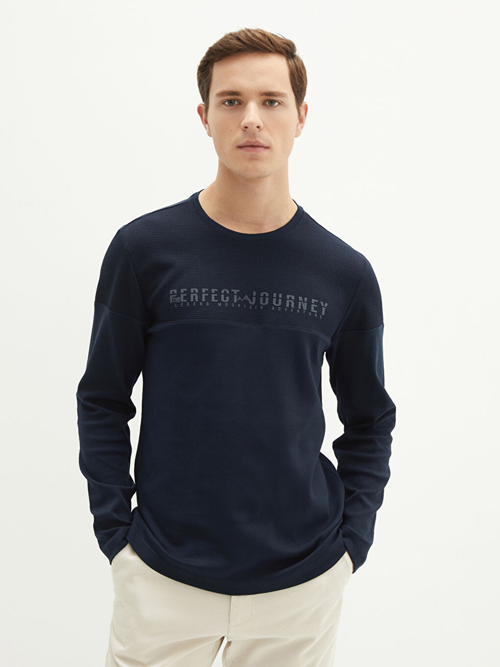 Lacivert Bisiklet Yaka Uzun Kollu Baskılı Erkek Tişört