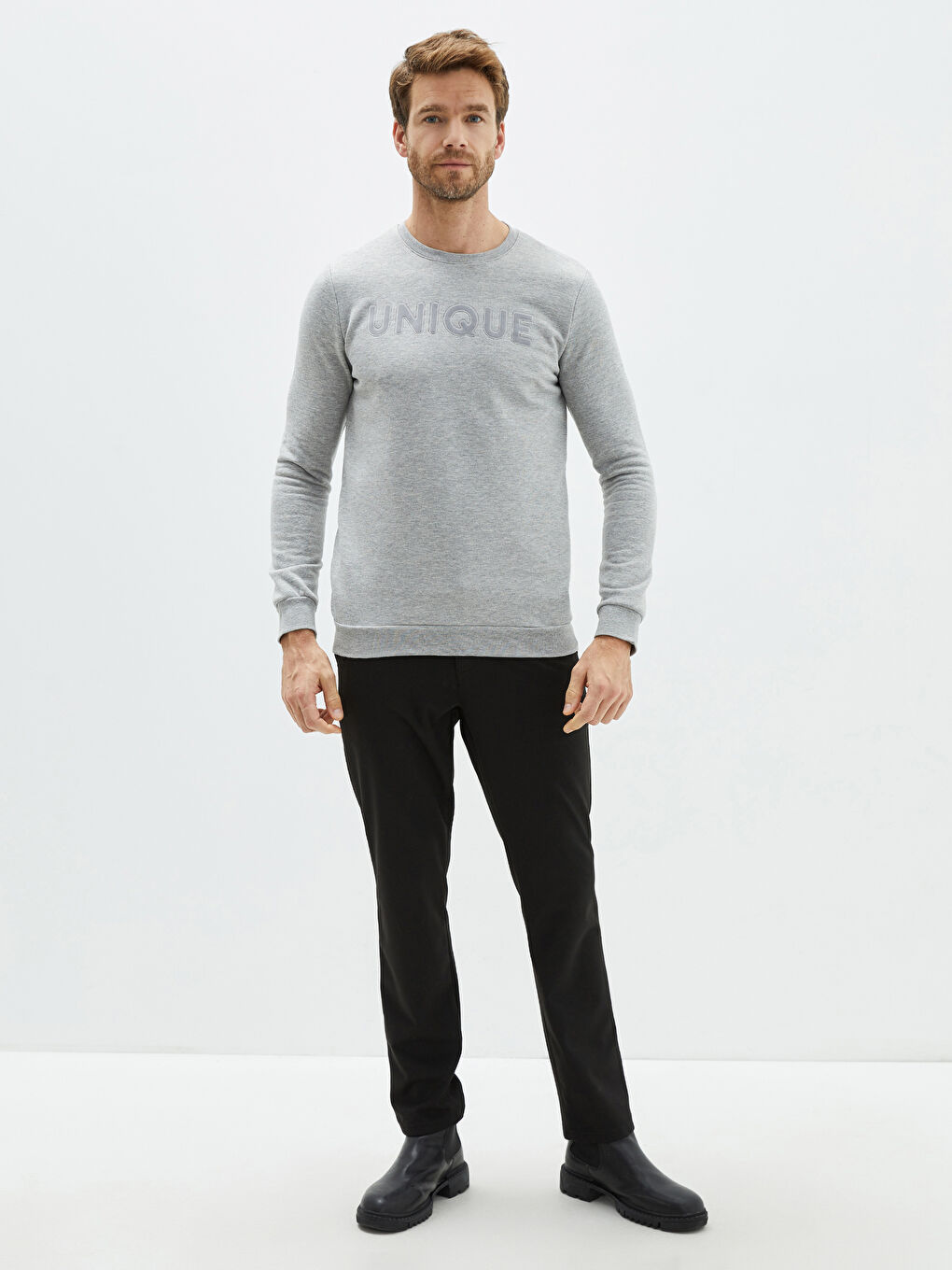 LCWAIKIKI Classic Rundhalsausschnitt Langarm Bedrucktes Herren-Sweatshirt -W16183Z8-CT3