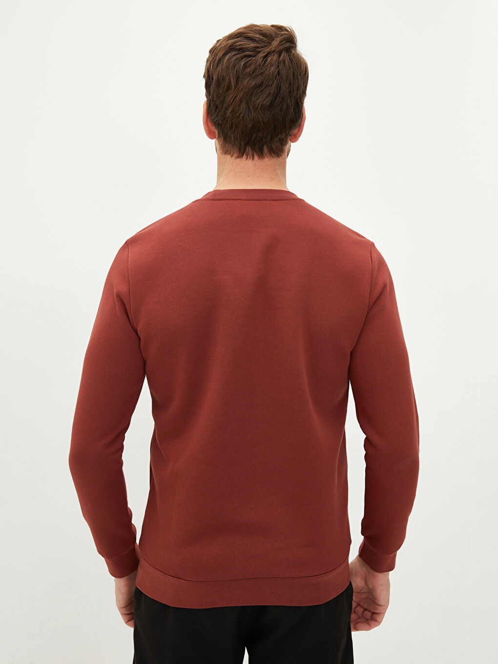 LCWAIKIKI Classic Rundhalsausschnitt Langarm Bedrucktes Herren-Sweatshirt -W16329Z8-QNE