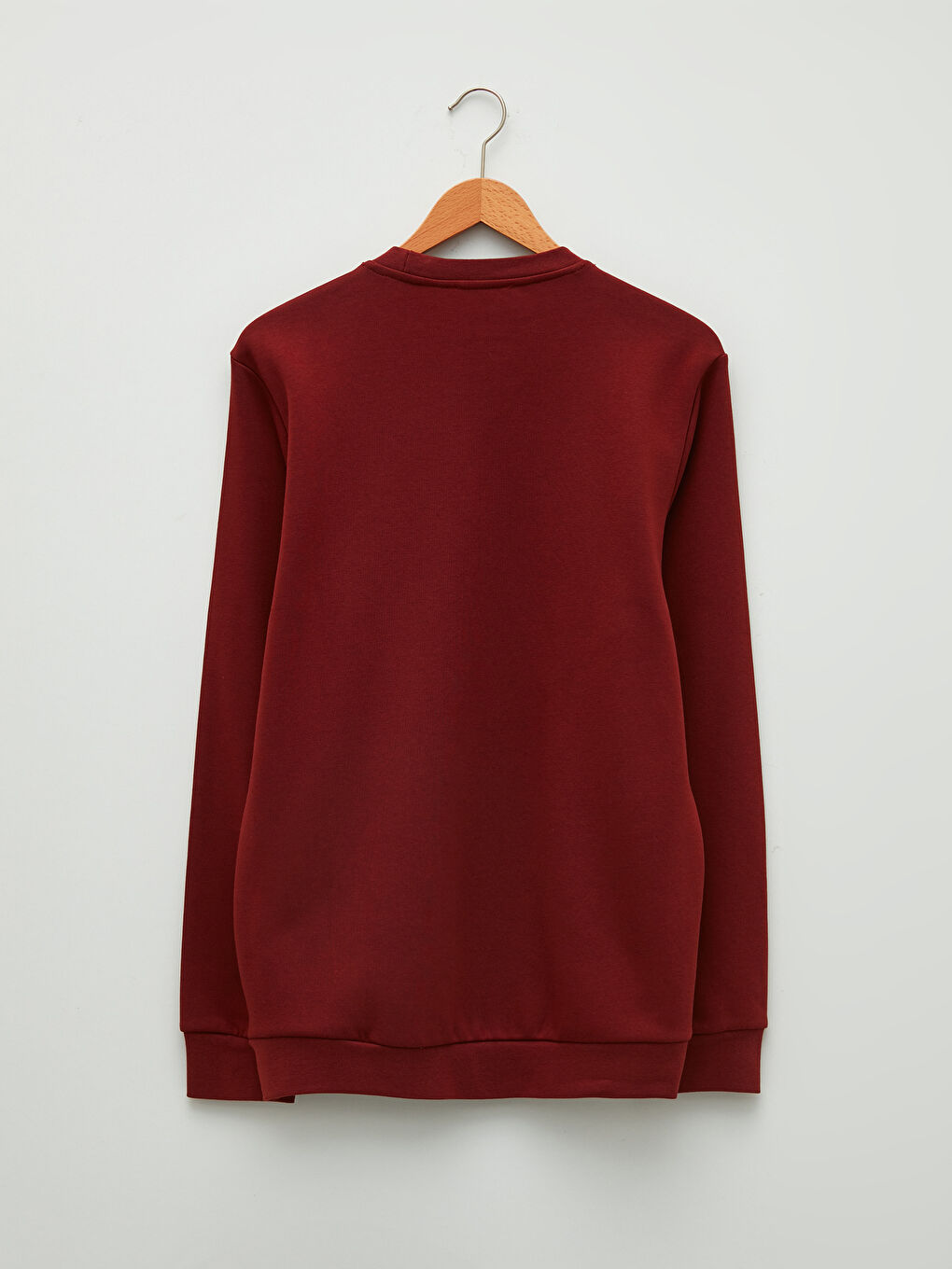 LCWAIKIKI Classic Rundhalsausschnitt Langarm Bedrucktes Herren-Sweatshirt -W16329Z8-QNE