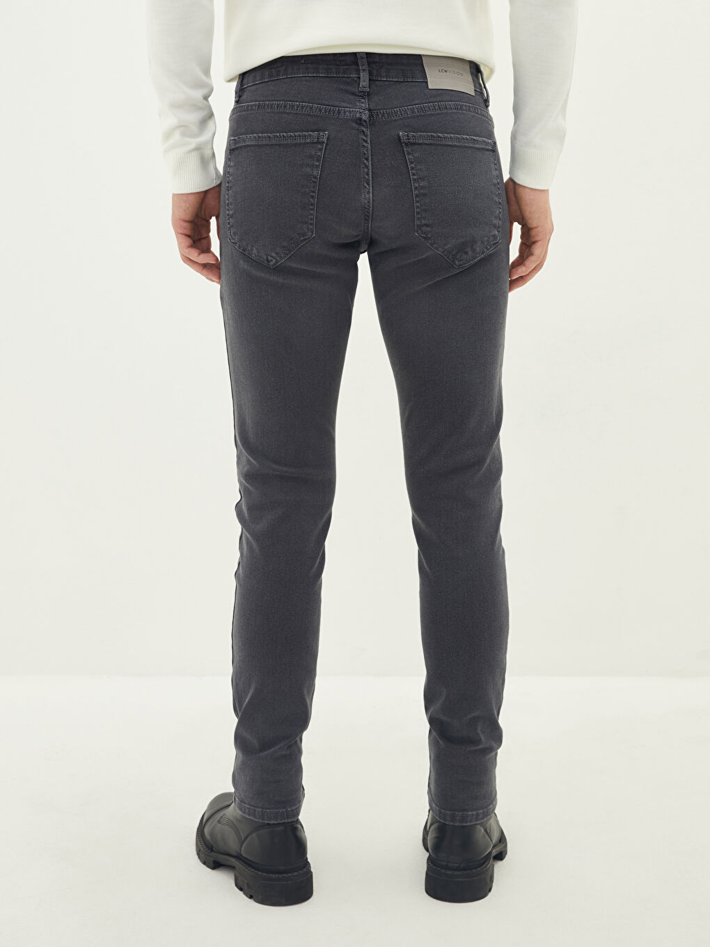750 Slim Fit Men's Jeans-4
