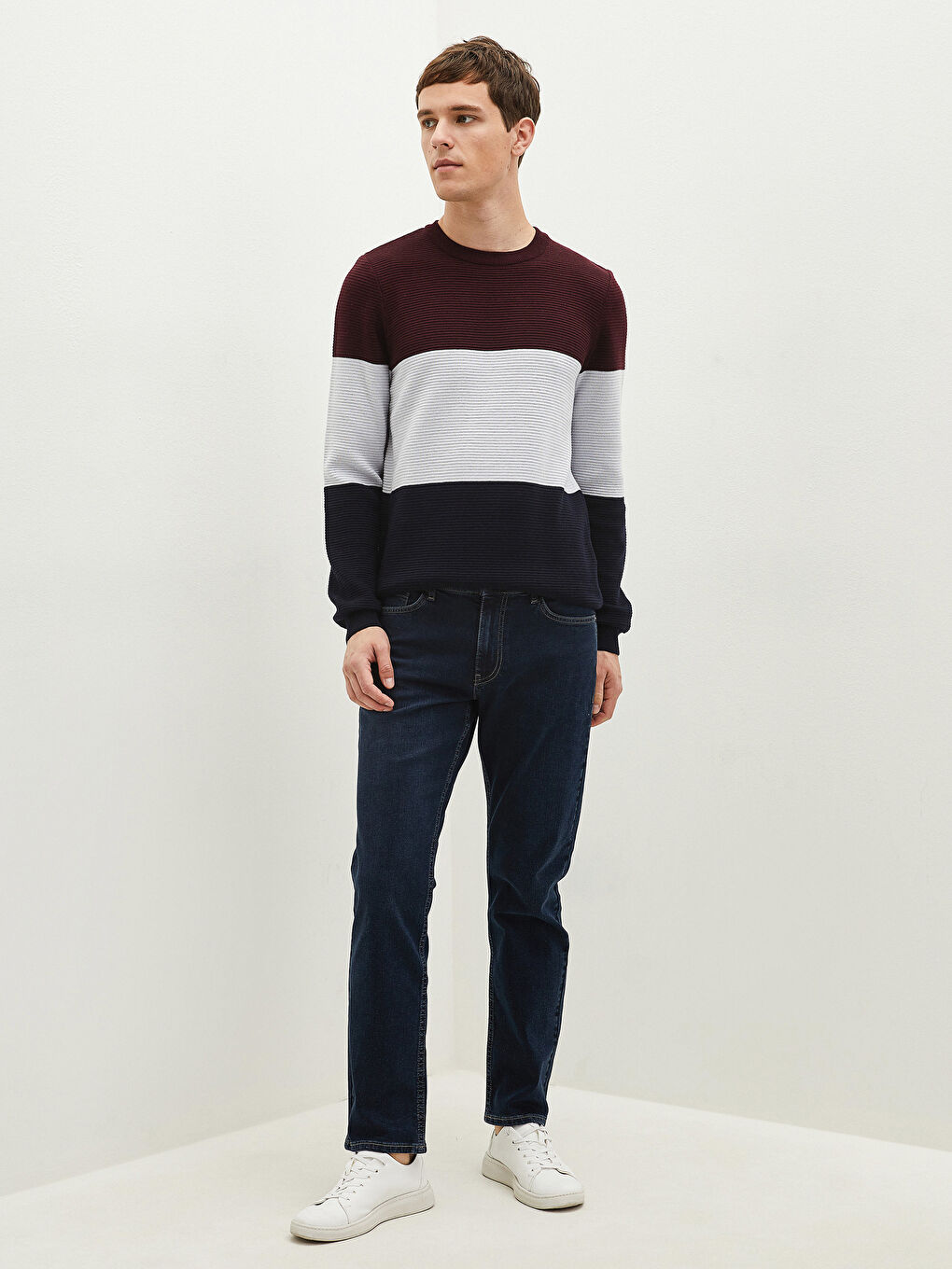 Ерлерге арналған түрлі-түсті ұзын жең дөңгелек жағалы трикотаж жемпір-3