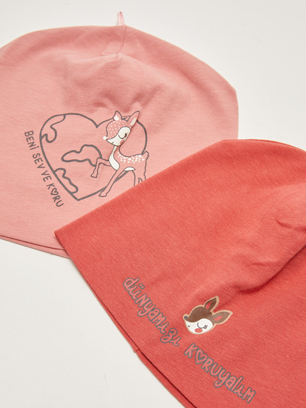 Mercan Nesli Tükenen Hayvan Temalı Ceylan, Akdeniz Foku Baskılı Kız Bebek Bere 2'li-1