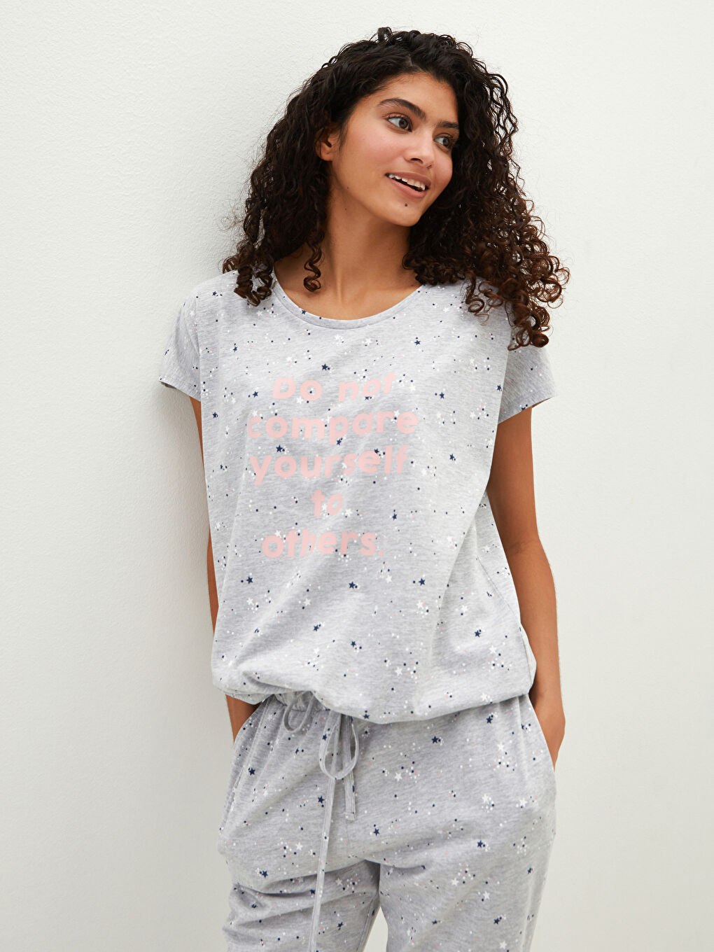 Crew Neck Printed Short Sleeve Women's Pyjama Set-2