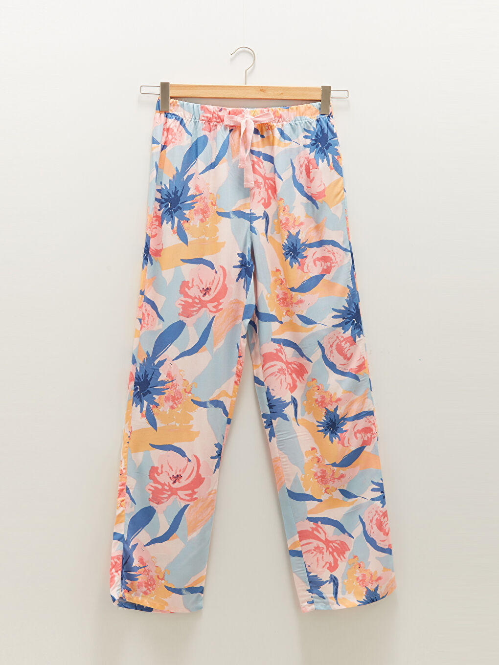 Pembe Gömlek Yaka Çiçekli Uzun Kollu Viskon Kadın Pijama Takımı-7