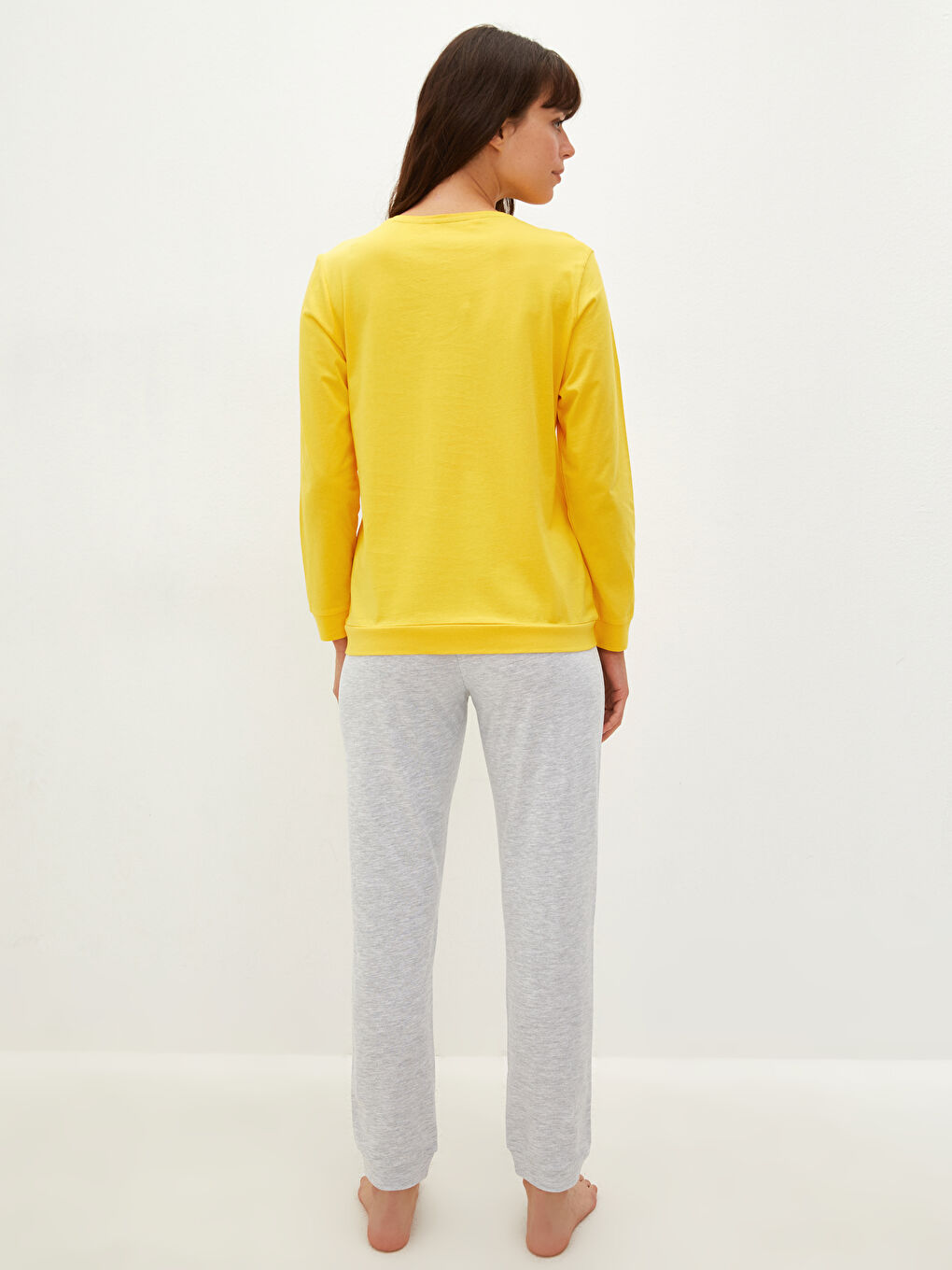 Gri Bisiklet Yaka Bugs Bunny Baskılı Uzun Kollu Kadın Pijama Takımı-4