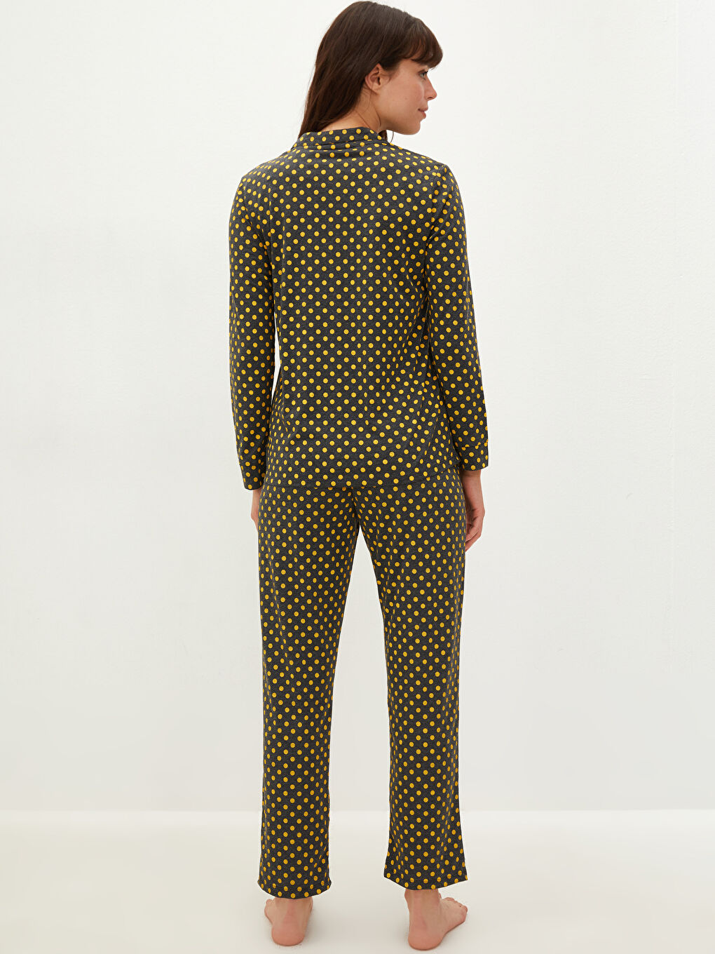 Antrasit Gömlek Yaka Bugs Bunny Baskılı Uzun Kollu Kadın Pijama Takımı-3