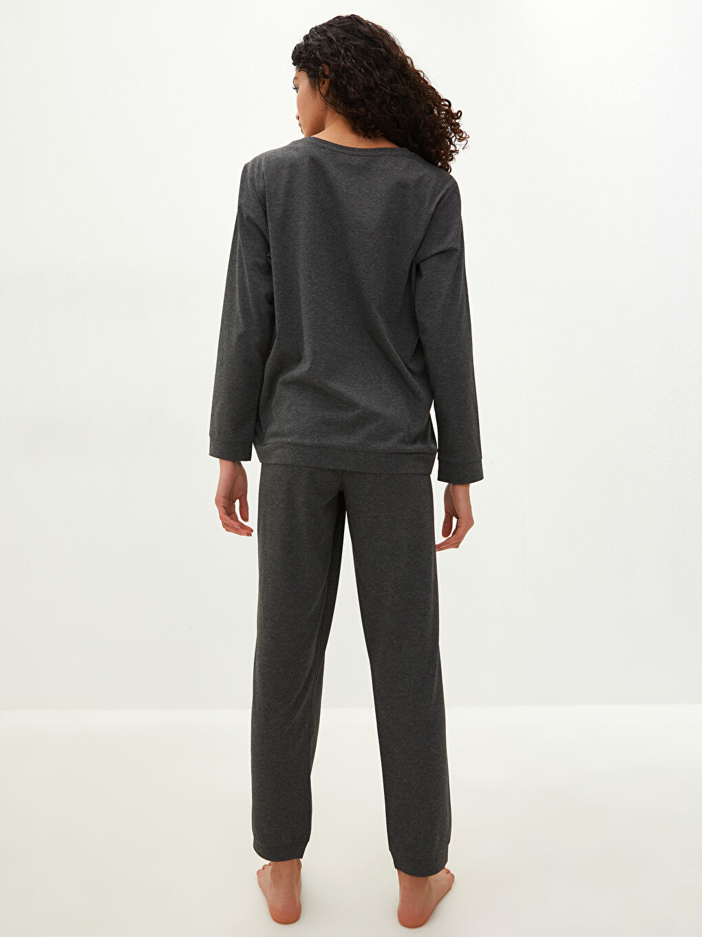 Antrasit Bisiklet Yaka Sünger Bob Baskılı Uzun Kollu Kadın Pijama Takımı-4