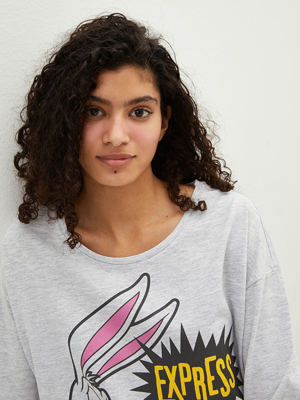 Пижамный комплект с круглым вырезом, с принтом Багз Банни, с длинным рукавом для женщин-3