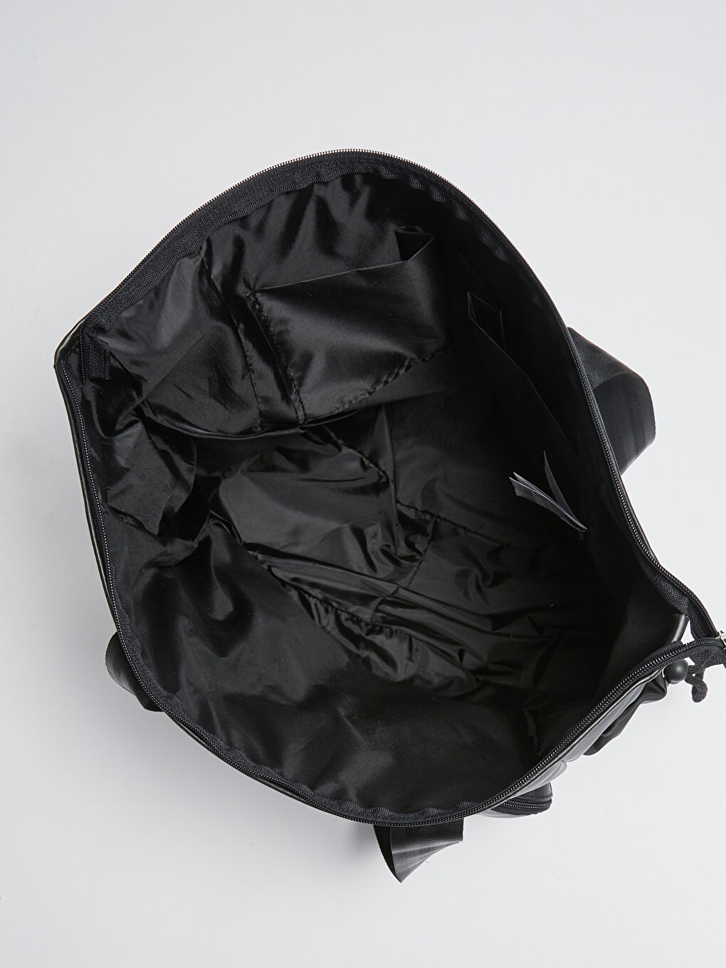 Siyah Deri Görünümlü Aktif Spor Kadın Kol Çantası-10