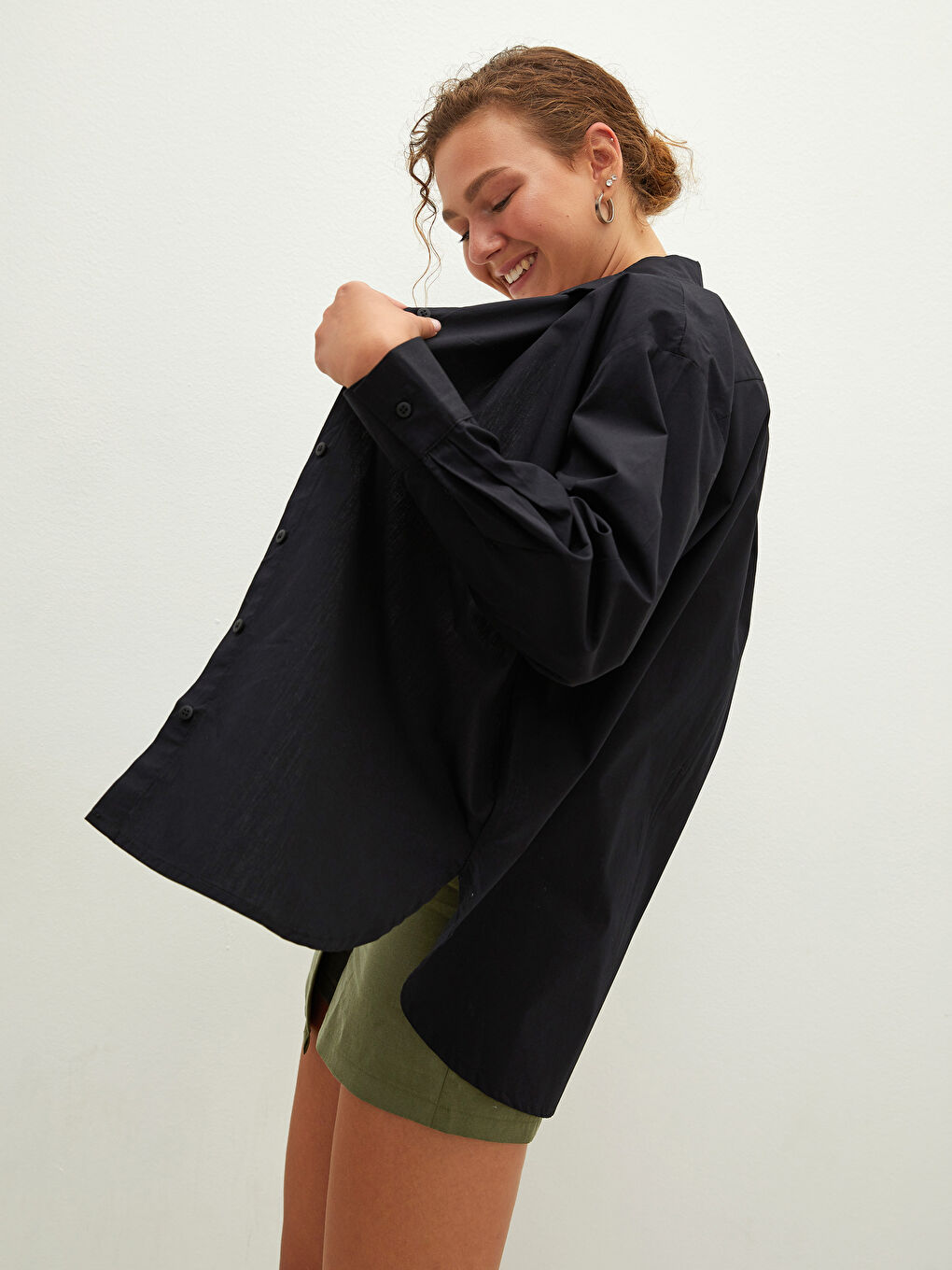 LCW Vision Buttoned Long Sleeve Poplin Women's Shirt -W16617Z8-E0N