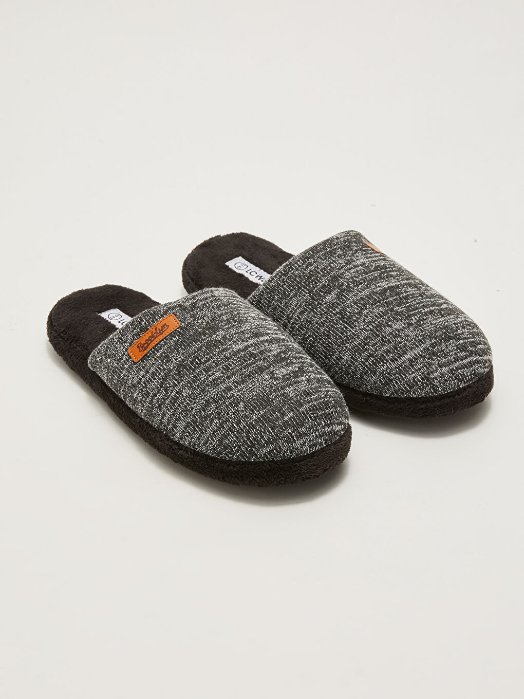 LCW STEPS Chaussons de maison pour hommes à devant fermé doublés en tricot -W16639Z8-CWN