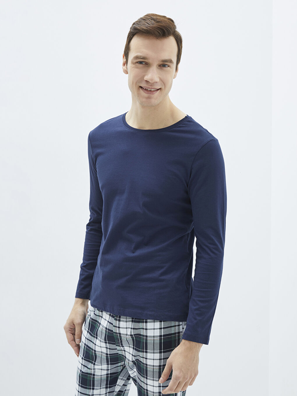 تيشيرت داخلي كم طويل ياقة دائرية قطن للرجال