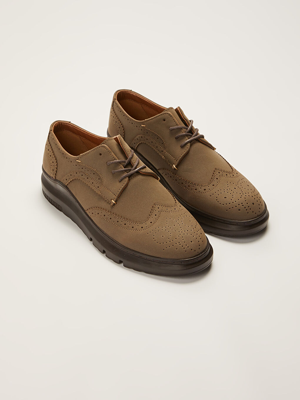 Kahverengi Dekoratif Dikişli Bağcıklı Erkek Klasik Ayakkabı