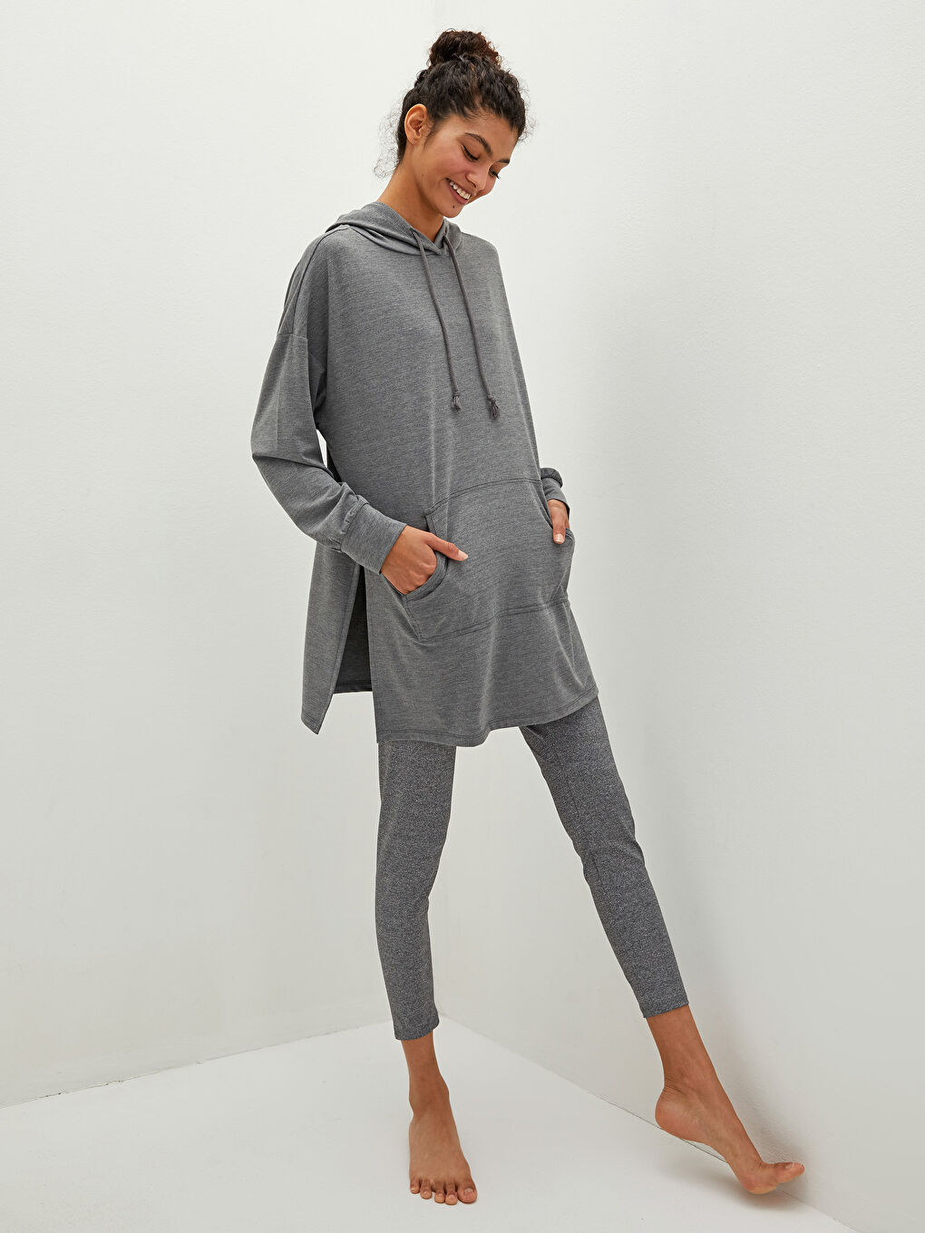 Women's Pajama Top With Hood Collar Plain Long Sleeve Pocket Detailed-2