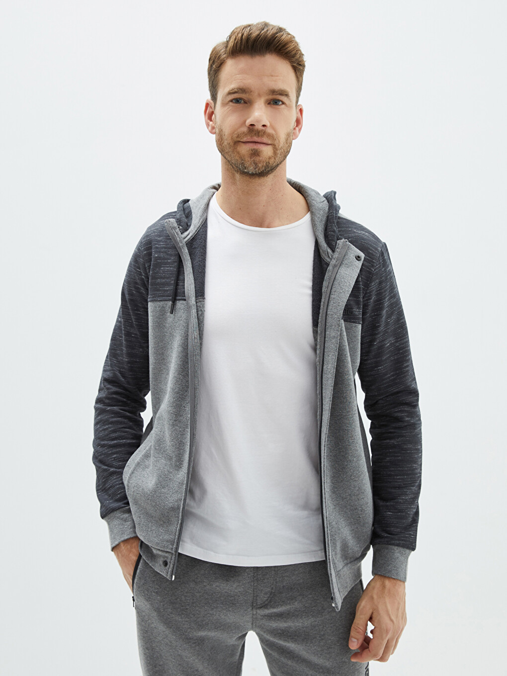 Sweatshirt À Capuche Zippé À Manches Longues Pour Hommes-1