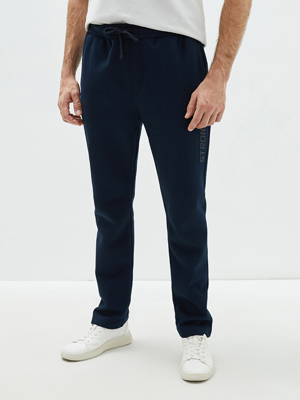 Standard Fit Printed Men's Sweatpants-7