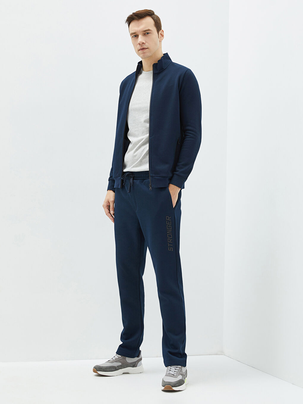 Standard Fit Printed Men's Sweatpants-2