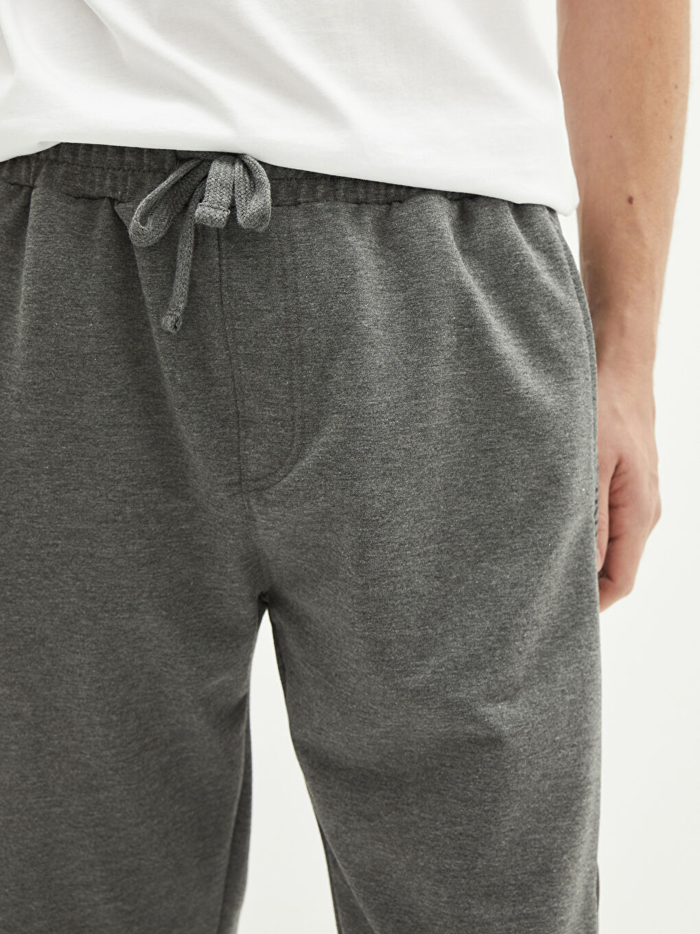 Gri Standart Kalıp Baskılı Erkek Eşofman Altı-2