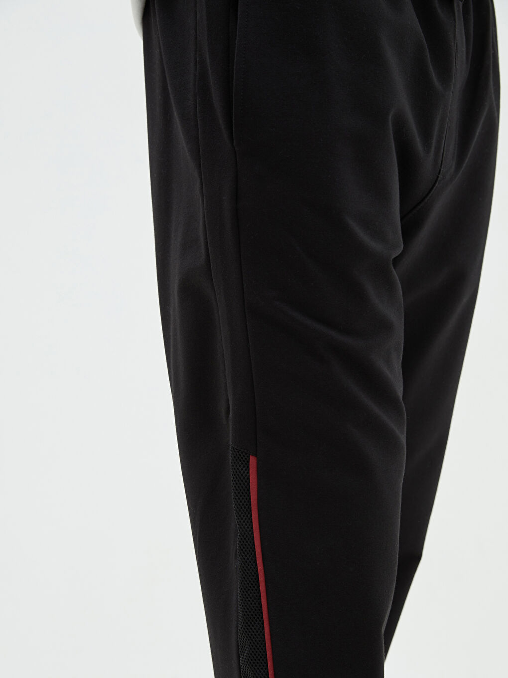 LCWAIKIKI Classic Standard Fit Bedruckte Herren-Jogginghose -W16917Z8-RQL