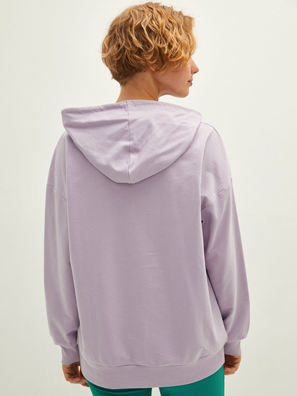 LCW Vision Kapuzensweatshirt mit regulärer Passform und langen Ärmeln für Damen -W16931Z8-FPH