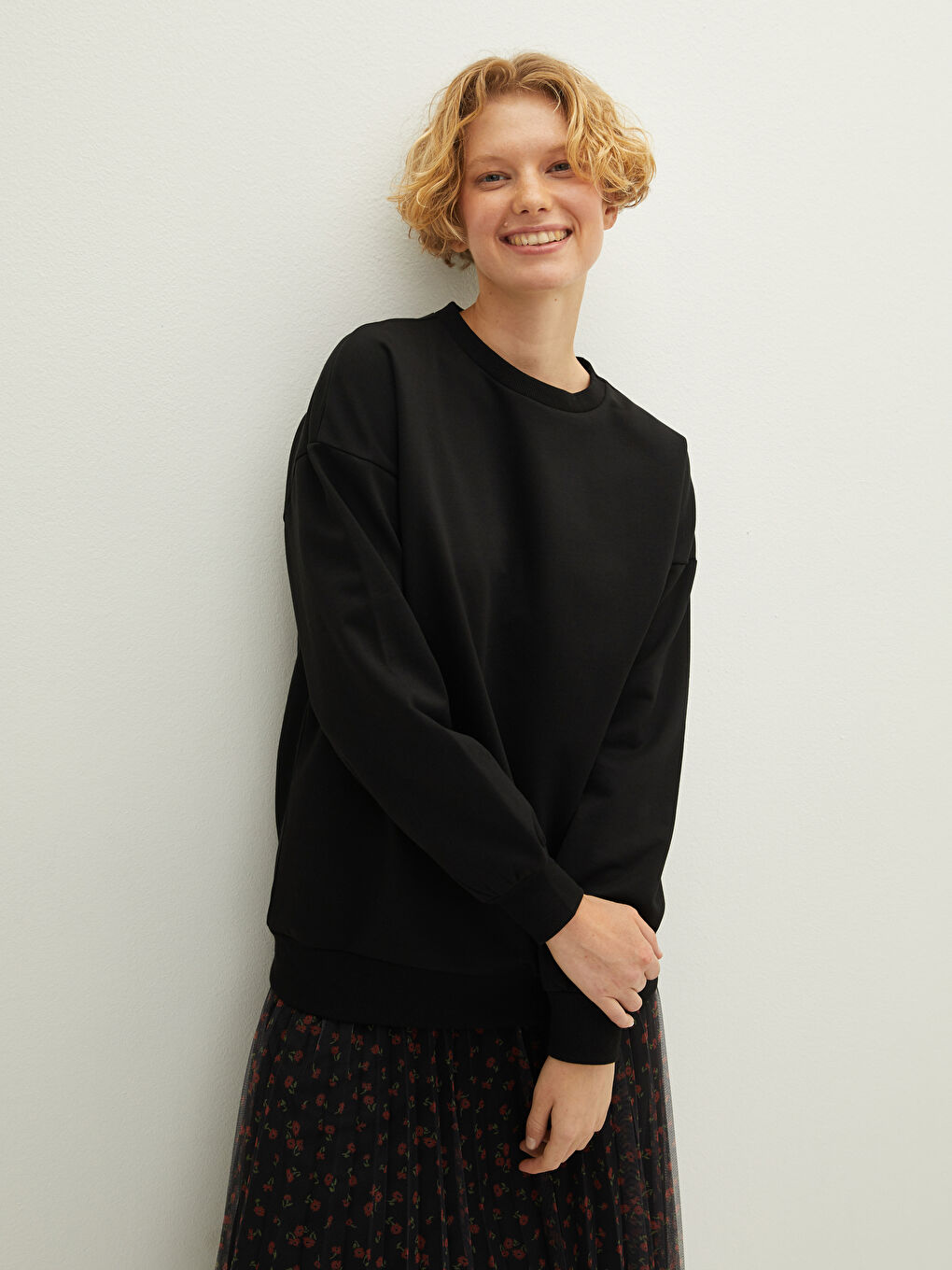 Світшот для жінок з круглим вирізом, простий, довгий рукав-1