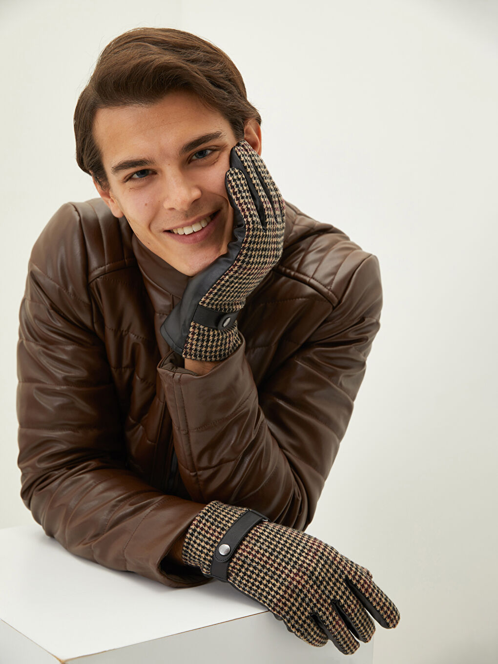 LCW ACCESSORIES Leather Detailed Touch Feature Men's Cachet Gloves -W17002Z8-HEG
