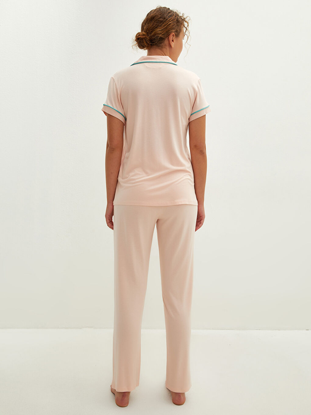 Ensemble de pyjama femme en viscose à col de chemise droit et manches courtes-4